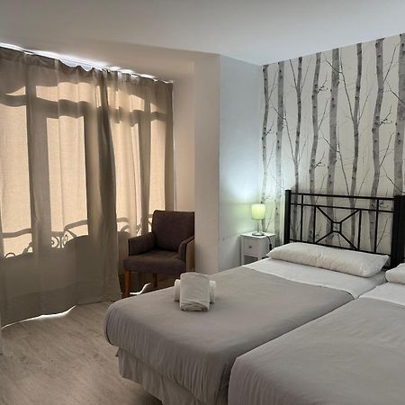 Apartamentos Avenida Sevilla Bagian luar foto