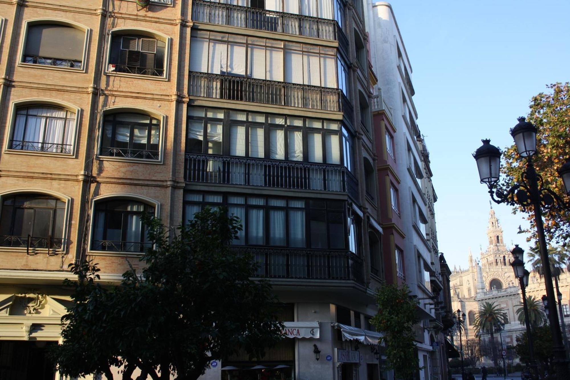 Apartamentos Avenida Sevilla Bagian luar foto
