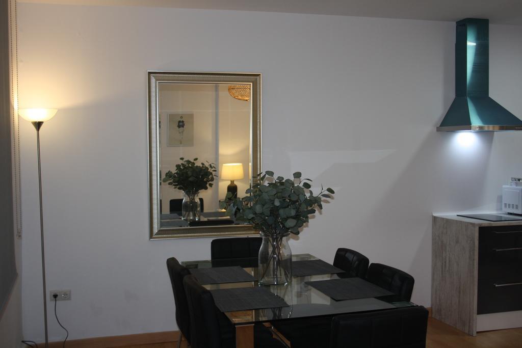 Apartamentos Avenida Sevilla Bagian luar foto