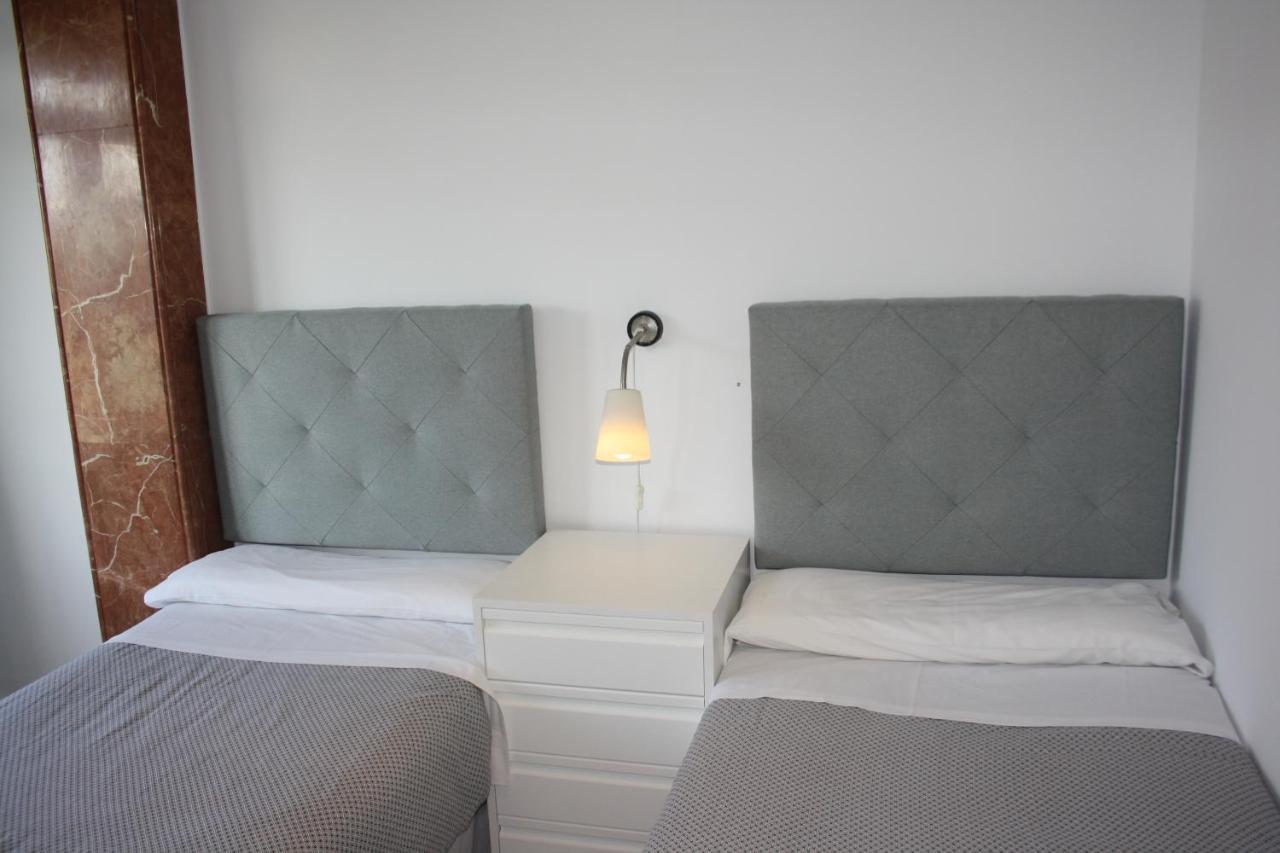 Apartamentos Avenida Sevilla Bagian luar foto