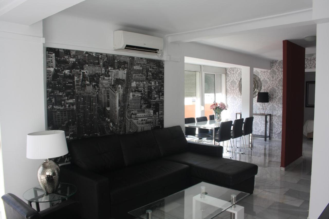 Apartamentos Avenida Sevilla Bagian luar foto