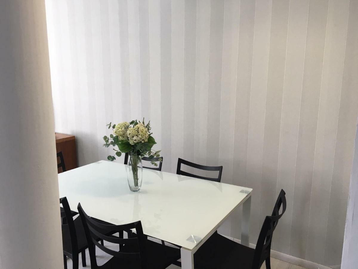 Apartamentos Avenida Sevilla Bagian luar foto